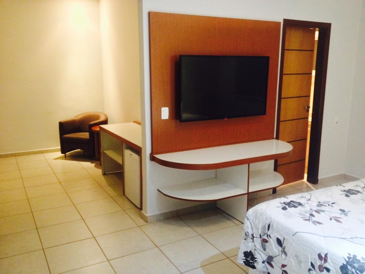 Habitat Hotel Pirassununga Habitación foto